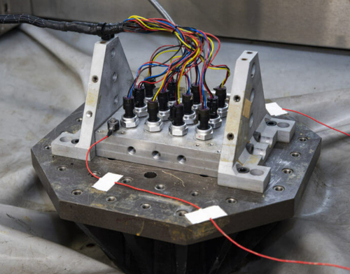 Berita perusahaan terbaru tentang Apa Standar Pengujian Getaran untuk Peralatan Elektronik?